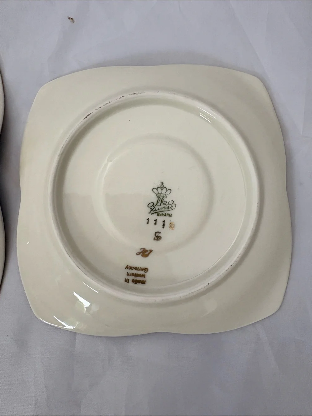 Vintage Alka Kunst Bavaria Porcelain Plate Set